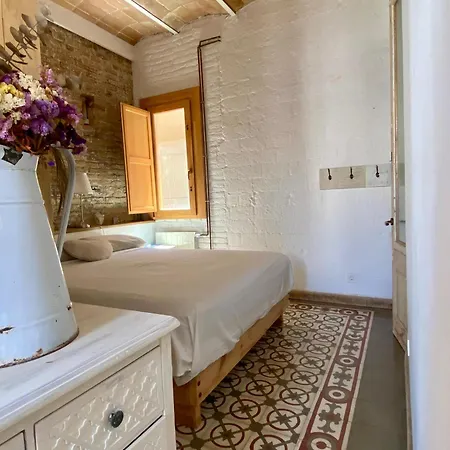 Poblenou Cozy Double Bedroom